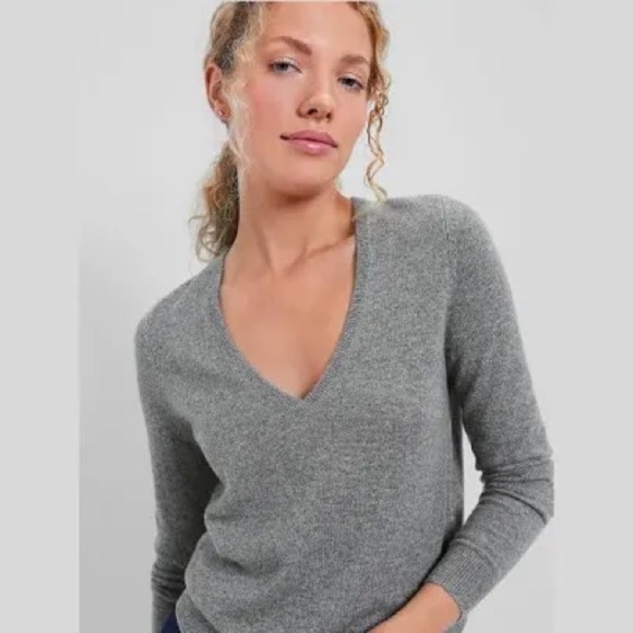 NBW, Babaton,OVERSIZED Erin Tunic Sweater Pullover V-neck Linen Wool,Oozes Class - Picture 1 of 15